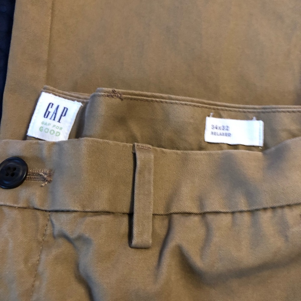 Gap chinos